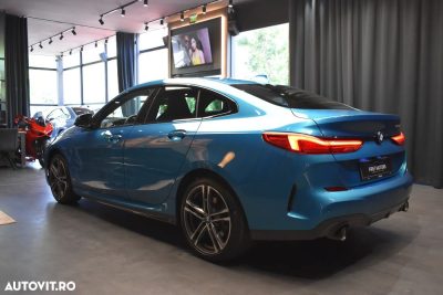 BMW Seria 2 220d AT — fotografia 4