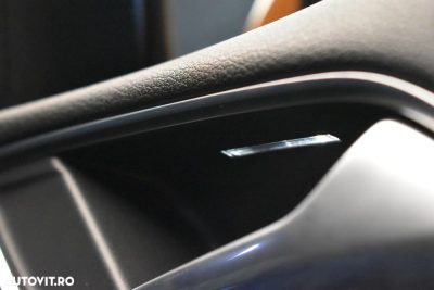 Audi Q3 2.0 TFSI Quattro S tronic — photo 16