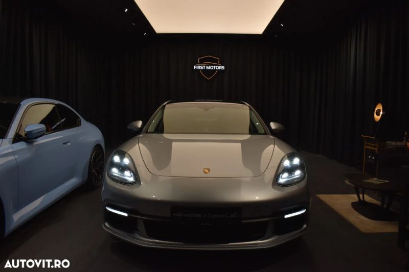 Porsche Panamera 4