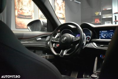Alfa Romeo Stelvio 2.9 V6 Turbo AWD AT8 Quadrifoglio — photo 11