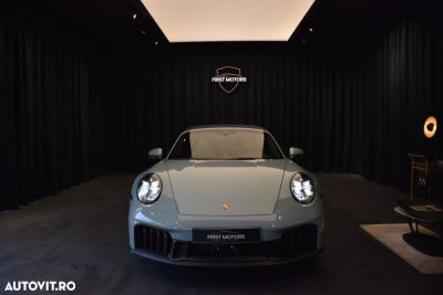 Porsche 911 4 GTS PDK — photo 1