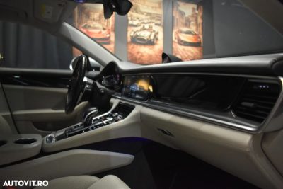 Porsche Panamera 4 — fotografia 10