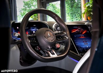Mercedes-Benz SL 55 AMG 4Matic+ Speedshift MCT 9G — fotografia 6