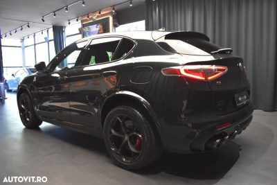 Alfa Romeo Stelvio 2.9 V6 Turbo AWD AT8 Quadrifoglio — photo 4