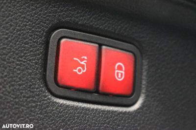Mercedes-Benz S 63 AMG — photo 31