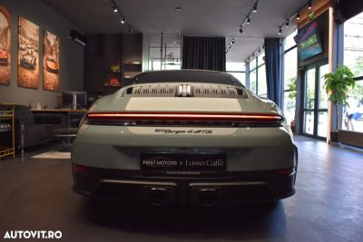 Porsche 911 4 GTS PDK — photo 5