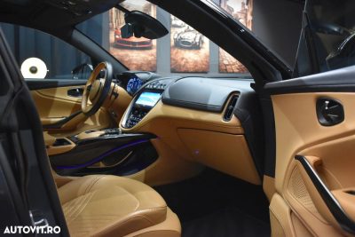 Aston Martin DBX — fotografia 7