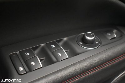 Alfa Romeo Stelvio 2.9 V6 Turbo AWD AT8 Quadrifoglio — photo 19