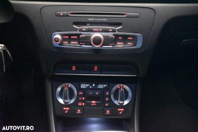 Audi Q3 2.0 TFSI Quattro S tronic — photo 12