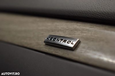 Renault Talisman TCe 225 EDC GPF INITIALE PARIS — fotografia 31